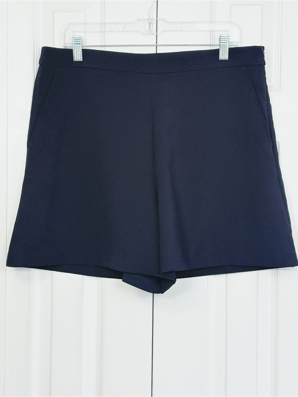 Banana Republic Navy Blue High Waist A-Line Wide Leg Trouser Shorts 14